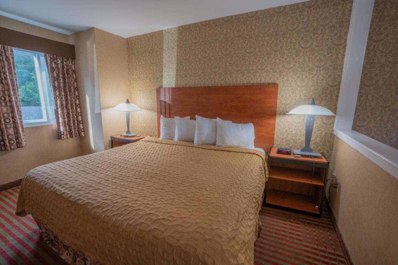 All Seasons Inn & Suites Bourne Zewnętrze zdjęcie