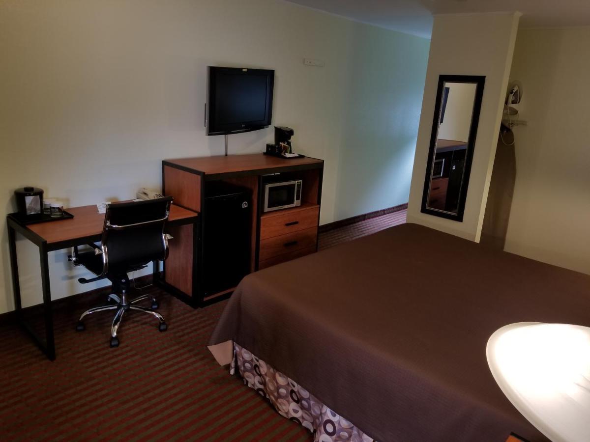 All Seasons Inn & Suites Bourne Zewnętrze zdjęcie