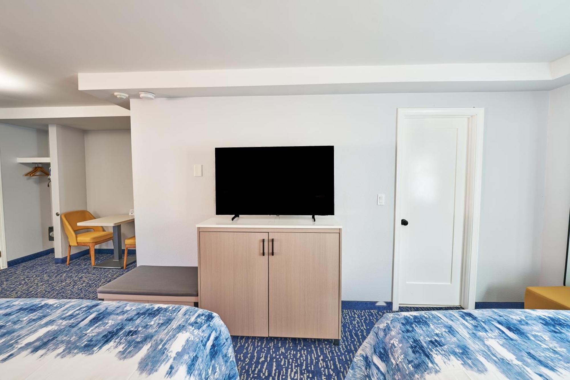 All Seasons Inn & Suites Bourne Zewnętrze zdjęcie