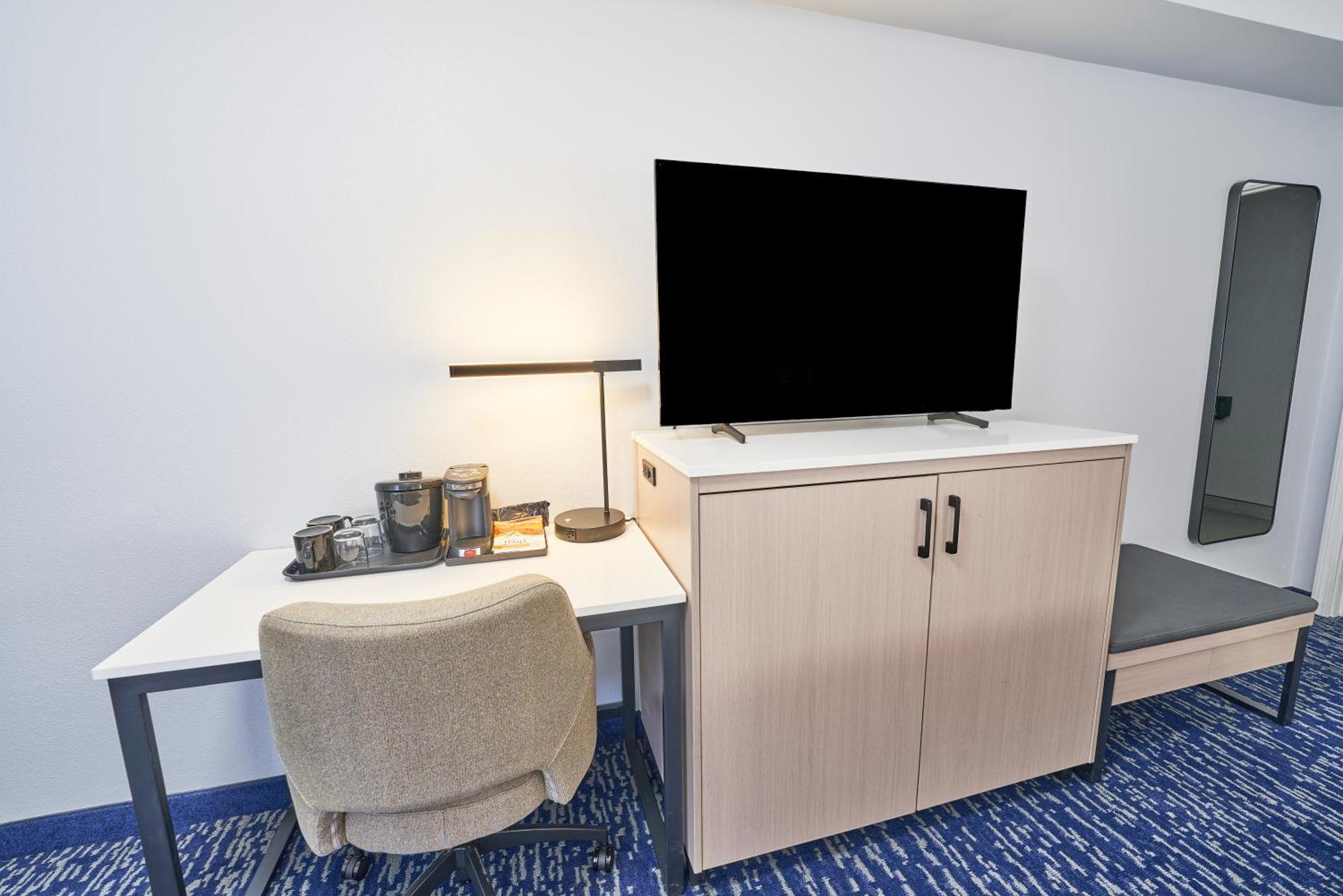 All Seasons Inn & Suites Bourne Zewnętrze zdjęcie